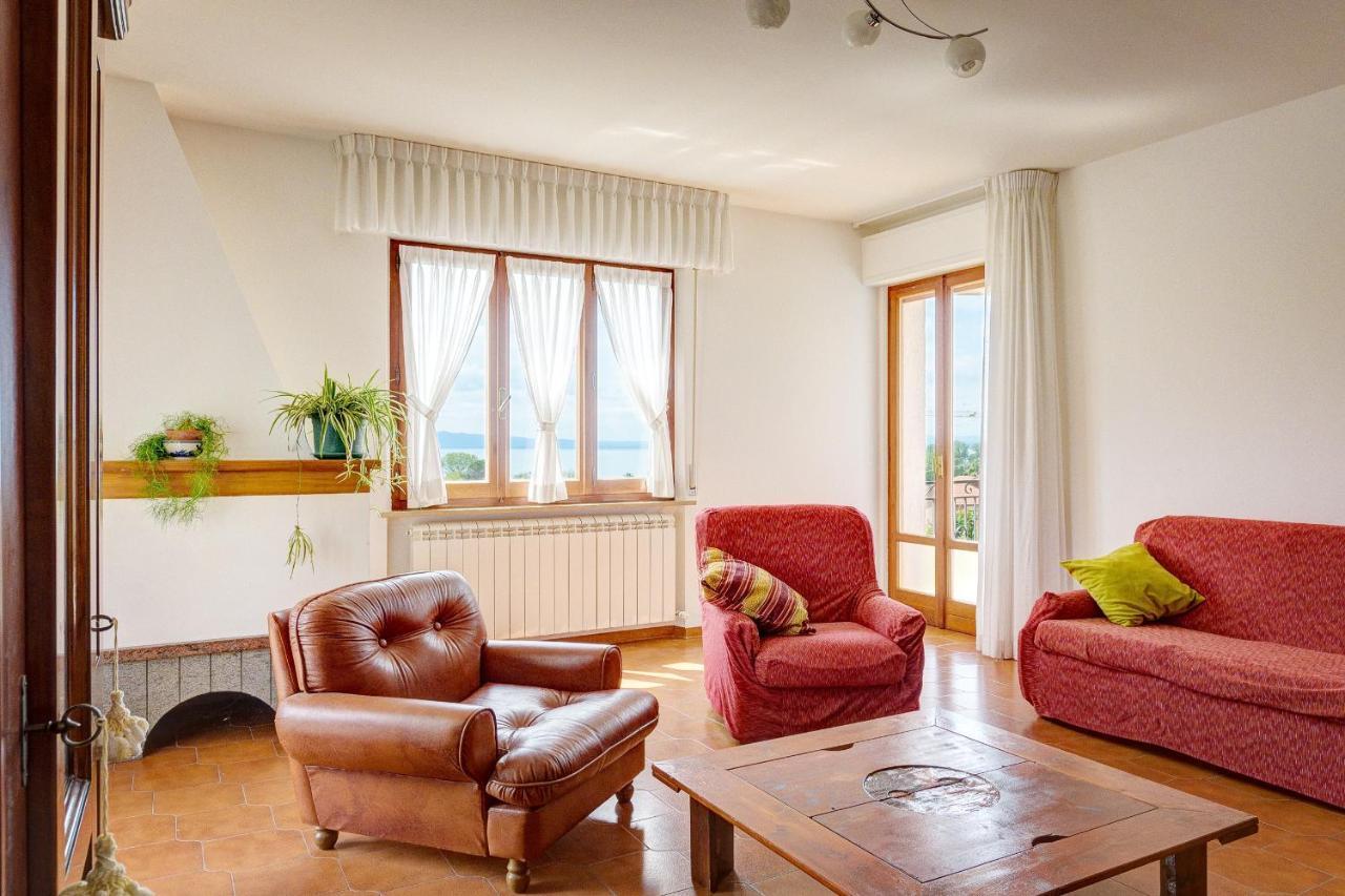 Appartamento Luisa - Vista Lago Пассиньяно-суль-Тразимено Экстерьер фото
