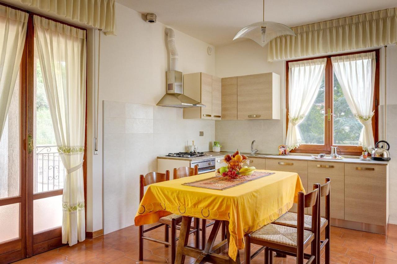 Appartamento Luisa - Vista Lago Пассиньяно-суль-Тразимено Экстерьер фото
